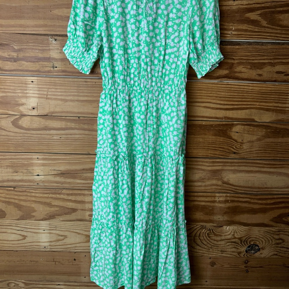 Who What Wear Light Green Floral Midi Dress - Picture 3 of 8